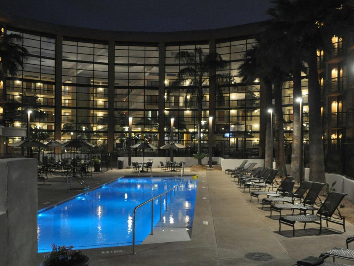 Embassy Suites By Hilton Phoenix Biltmore Ngoại thất bức ảnh