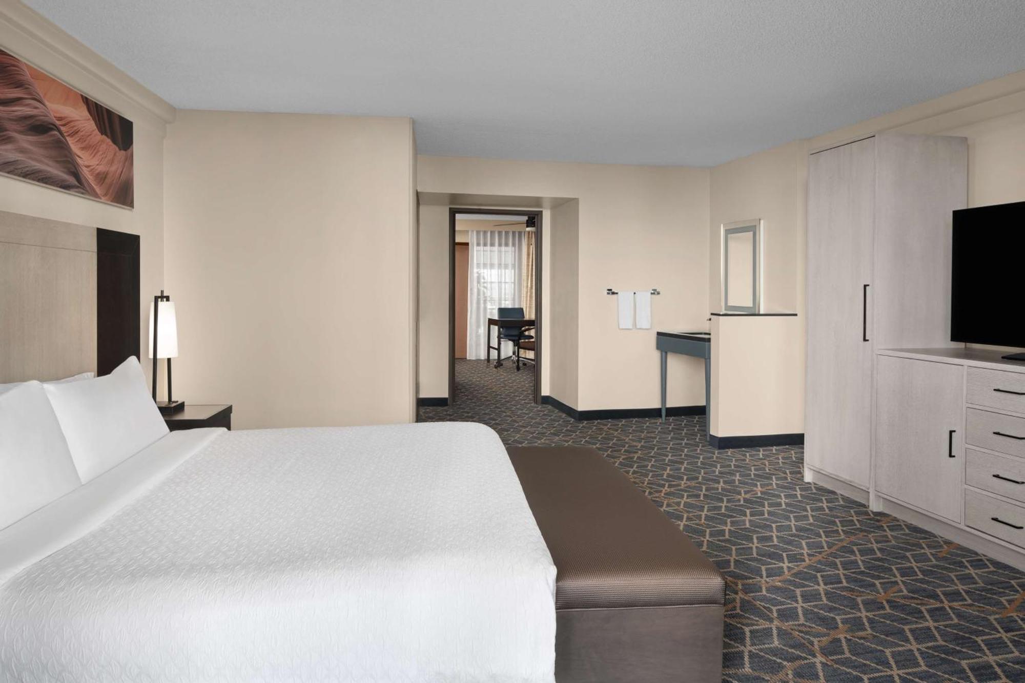Embassy Suites By Hilton Phoenix Biltmore Ngoại thất bức ảnh