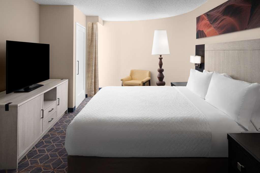 Embassy Suites By Hilton Phoenix Biltmore Phòng bức ảnh